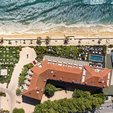 Grand Hotel Des Sablettes Plage, Curio Collection By Hilton-2